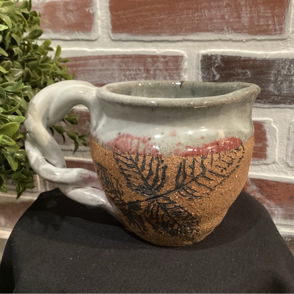 Vintage Stunning Hand Crafted High End Ceramic Pitcher - Fossil Leaf Designed - Picture 3 of 11